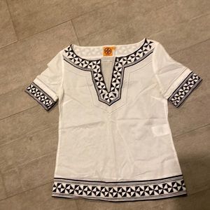 Tory Burch size 4 white and navy tunic